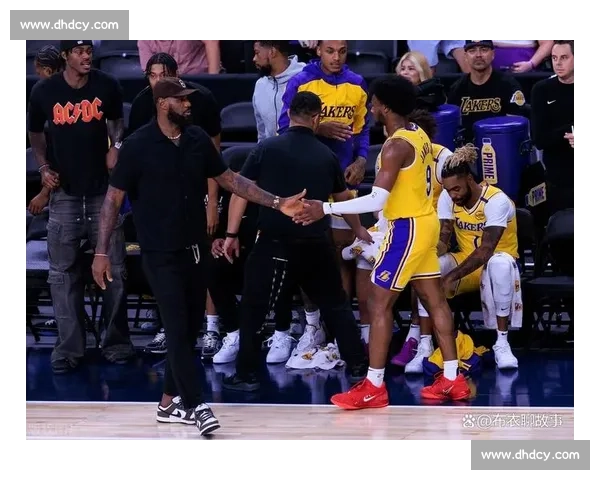 NBA总决赛巅峰对决书写王朝更迭与传奇诞生之夜篮球历史新篇章